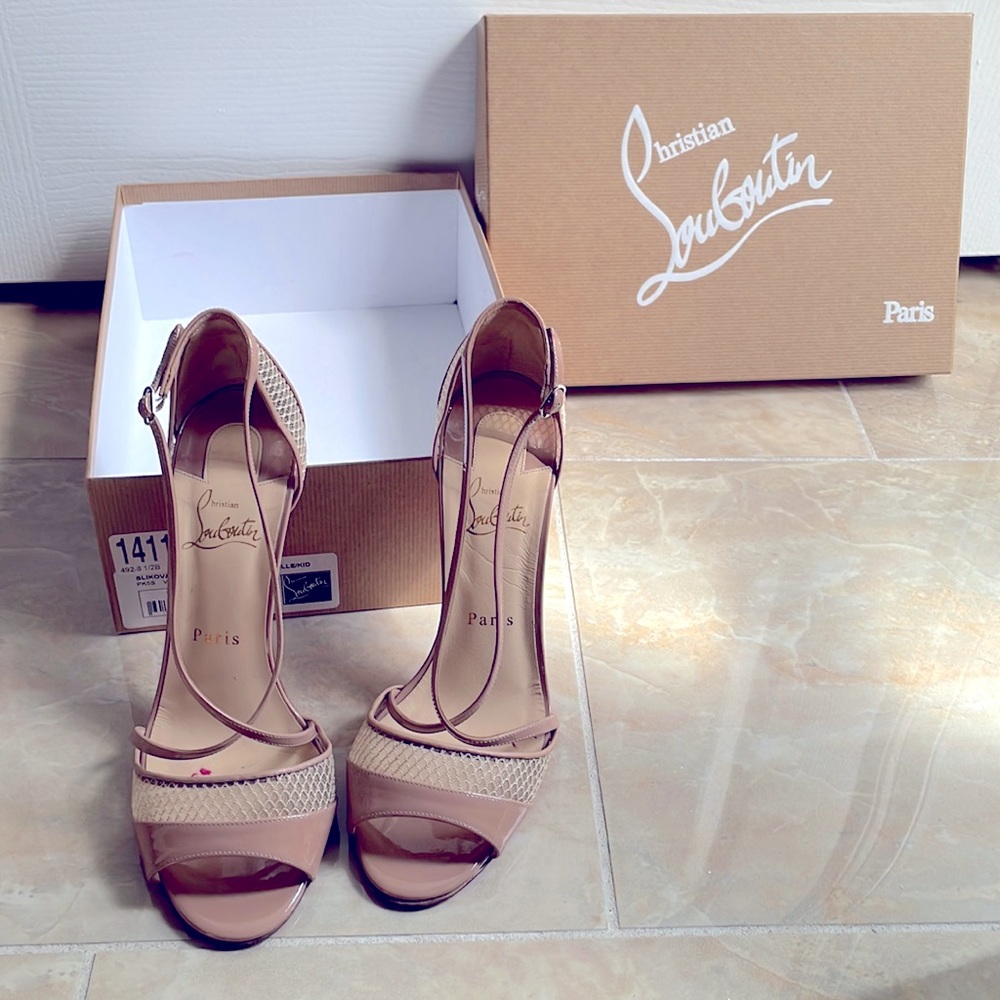 Christian Louboutin Silkova Nude Patent Heels 38.5